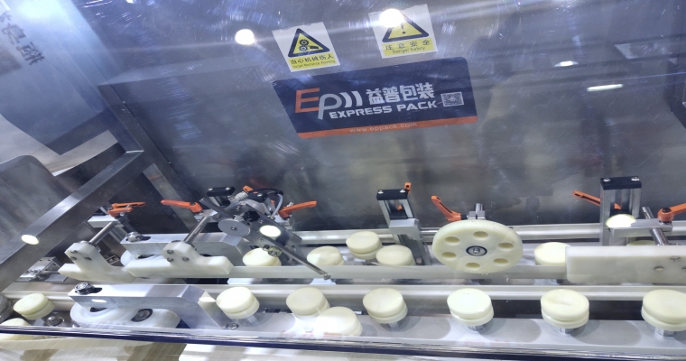 使用碼垛機器人的六大優(yōu)勢